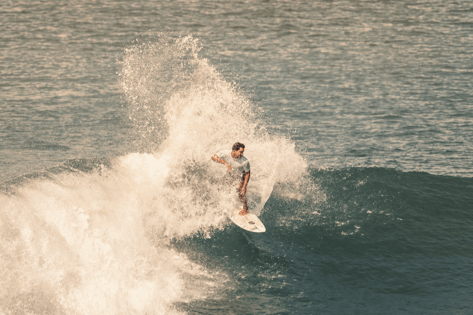 TLACA, Los Cabos surf provider